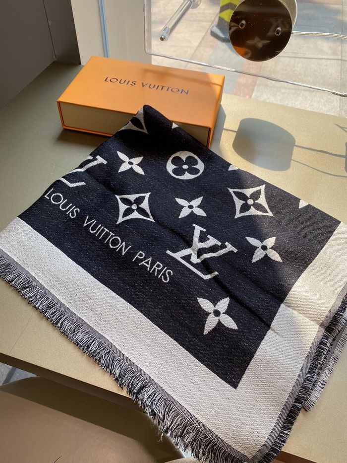 Louis Vuitton Scarf LV00063